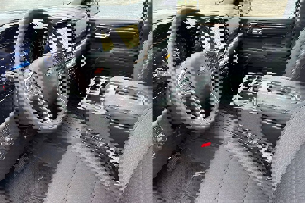 New 2025 Chevrolet Silverado 1500 LT w/ Protection Package image 10