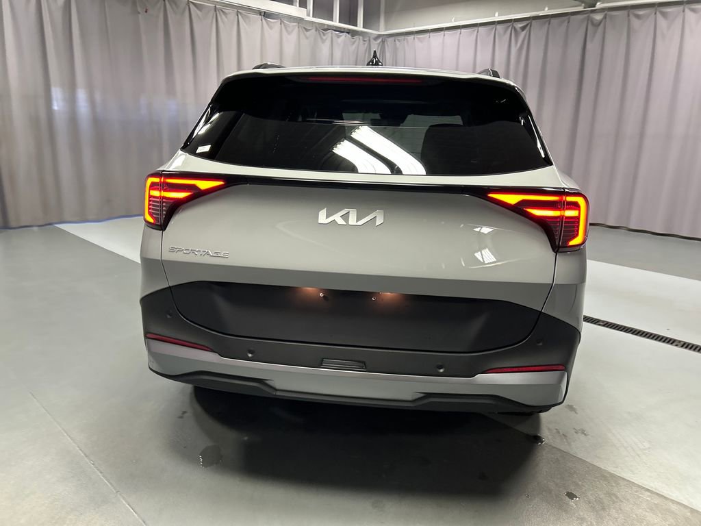 Used 2026 Kia Sportage EX w/ EX Panorama Roof Package image 6