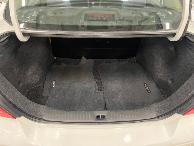 Used 2011 Nissan Versa Sedan image 36