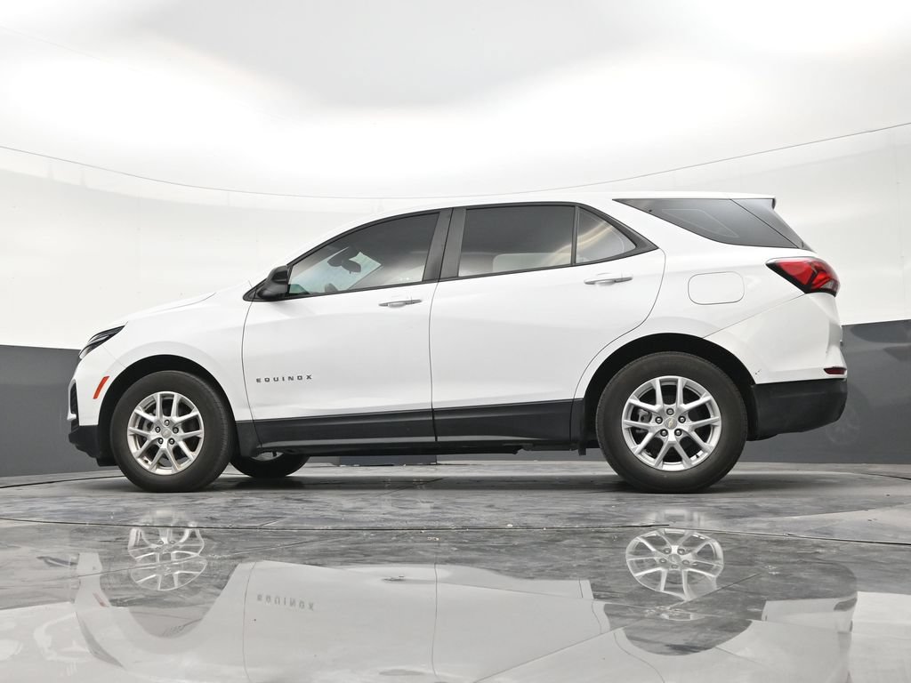 Used 2024 Chevrolet Equinox LS FWD image 20