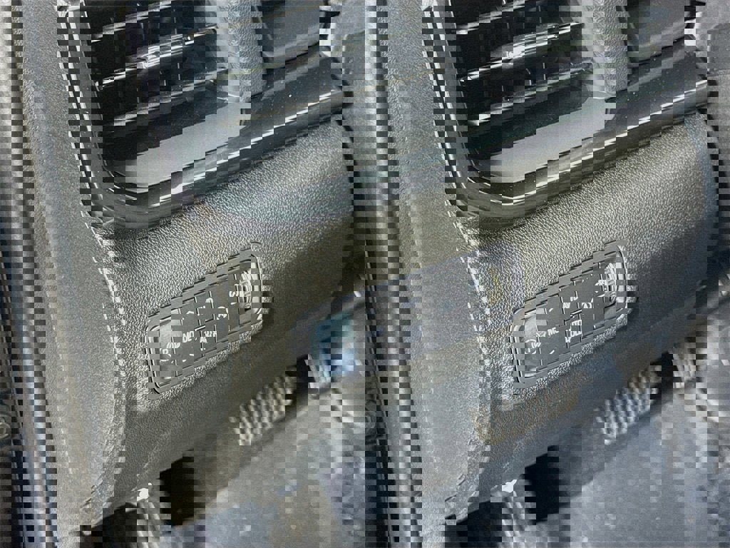 New 2026 GMC Terrain AT4 w/ Convenience Package III image 5