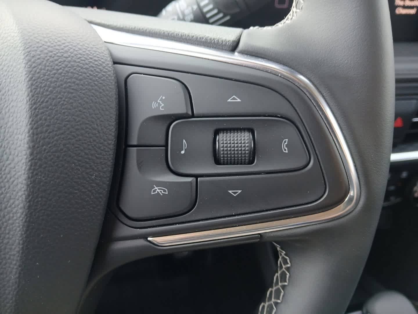 Used 2025 Buick Encore GX Preferred w/ Comfort Package AWD/4WD image 71