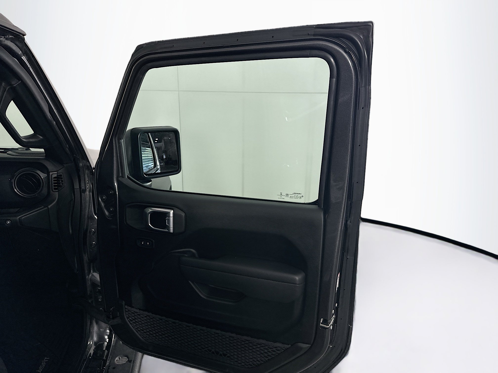 Used 2023 Jeep Wrangler Unlimited Sport AWD/4WD image 29