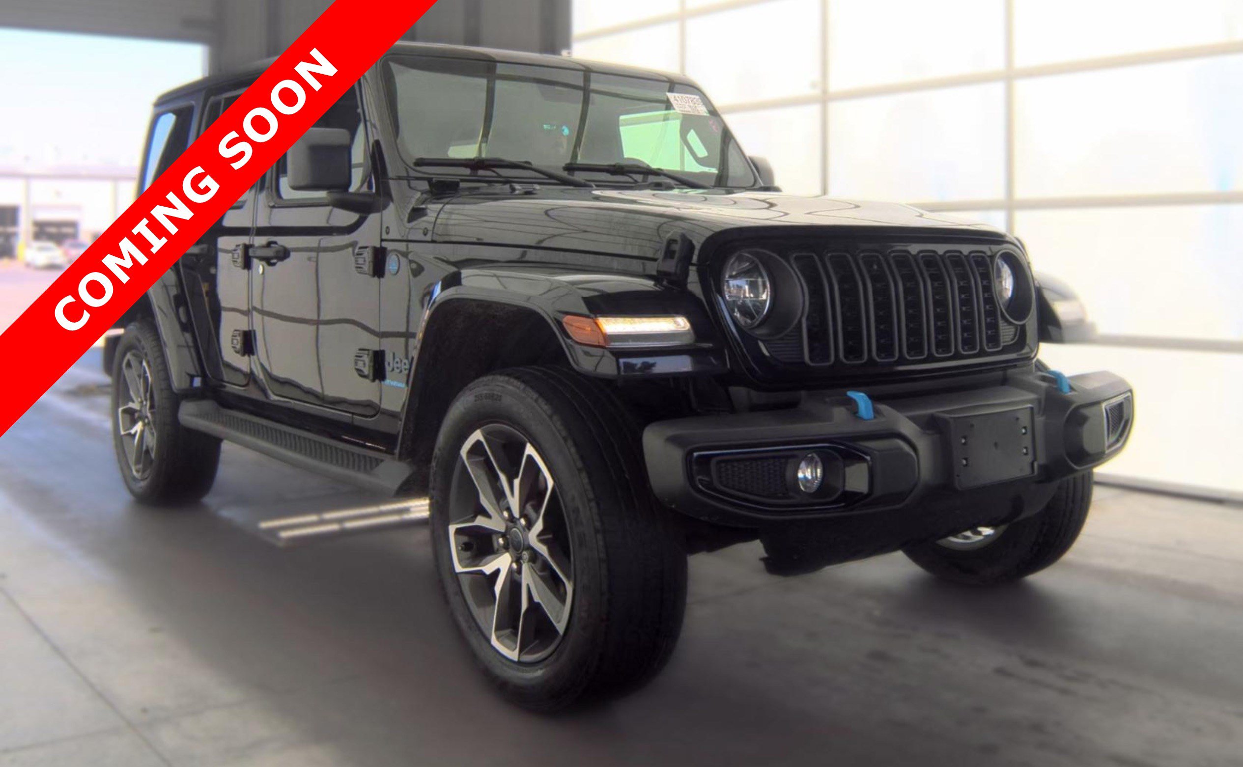 Used 2024 Jeep Wrangler Unlimited w/ Convenience Group AWD/4WD image 3