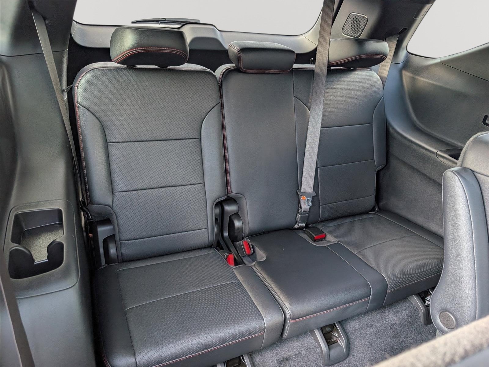Used 2024 Chevrolet Traverse RS w/ LPO, Floor Liner Package AWD/4WD image 14