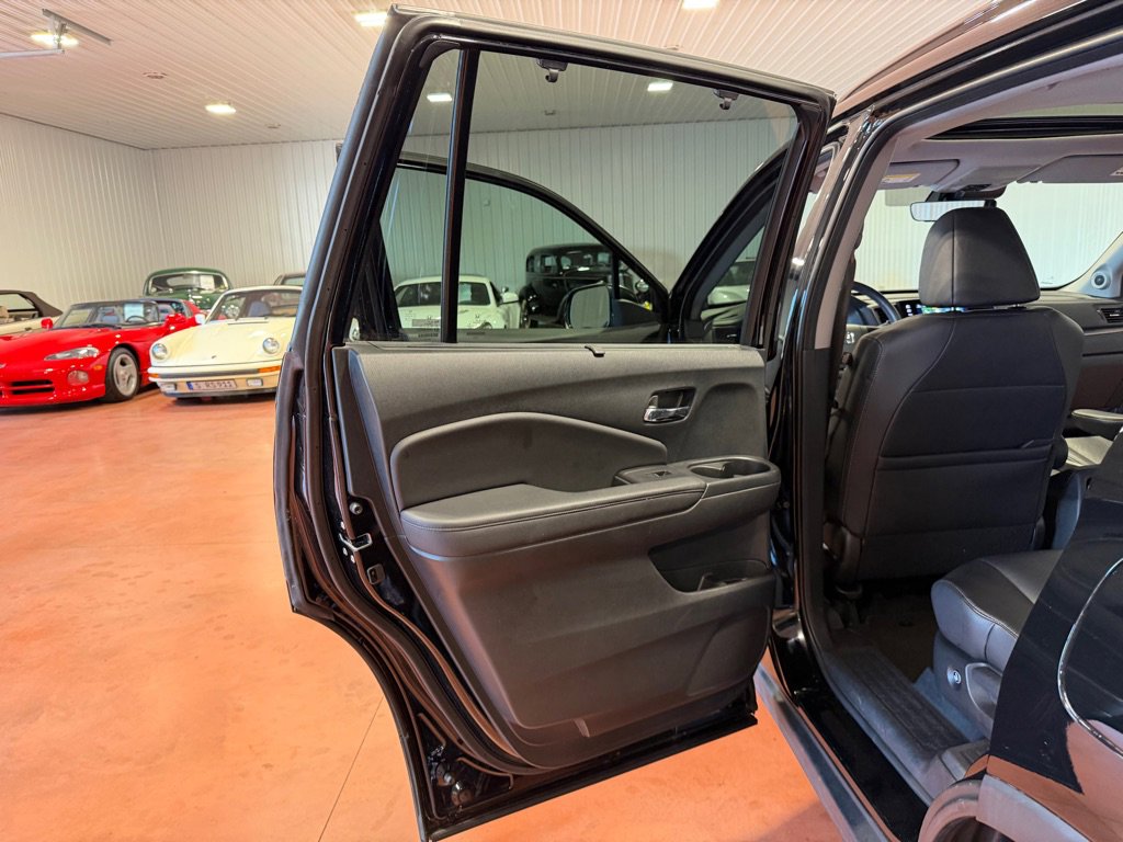 Used 2022 Honda Pilot Special Edition image 19