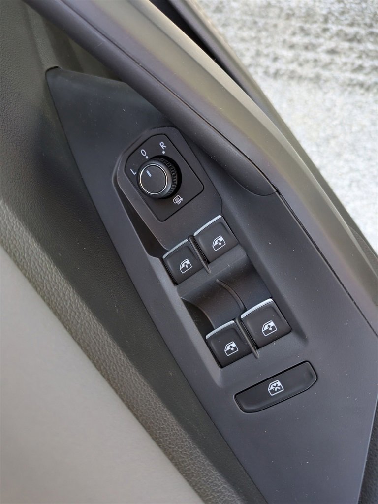 New 2026 Volkswagen Jetta SE image 12