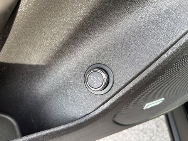 Used 2022 Chevrolet Blazer LT w/ Sound & Technology Package image 23