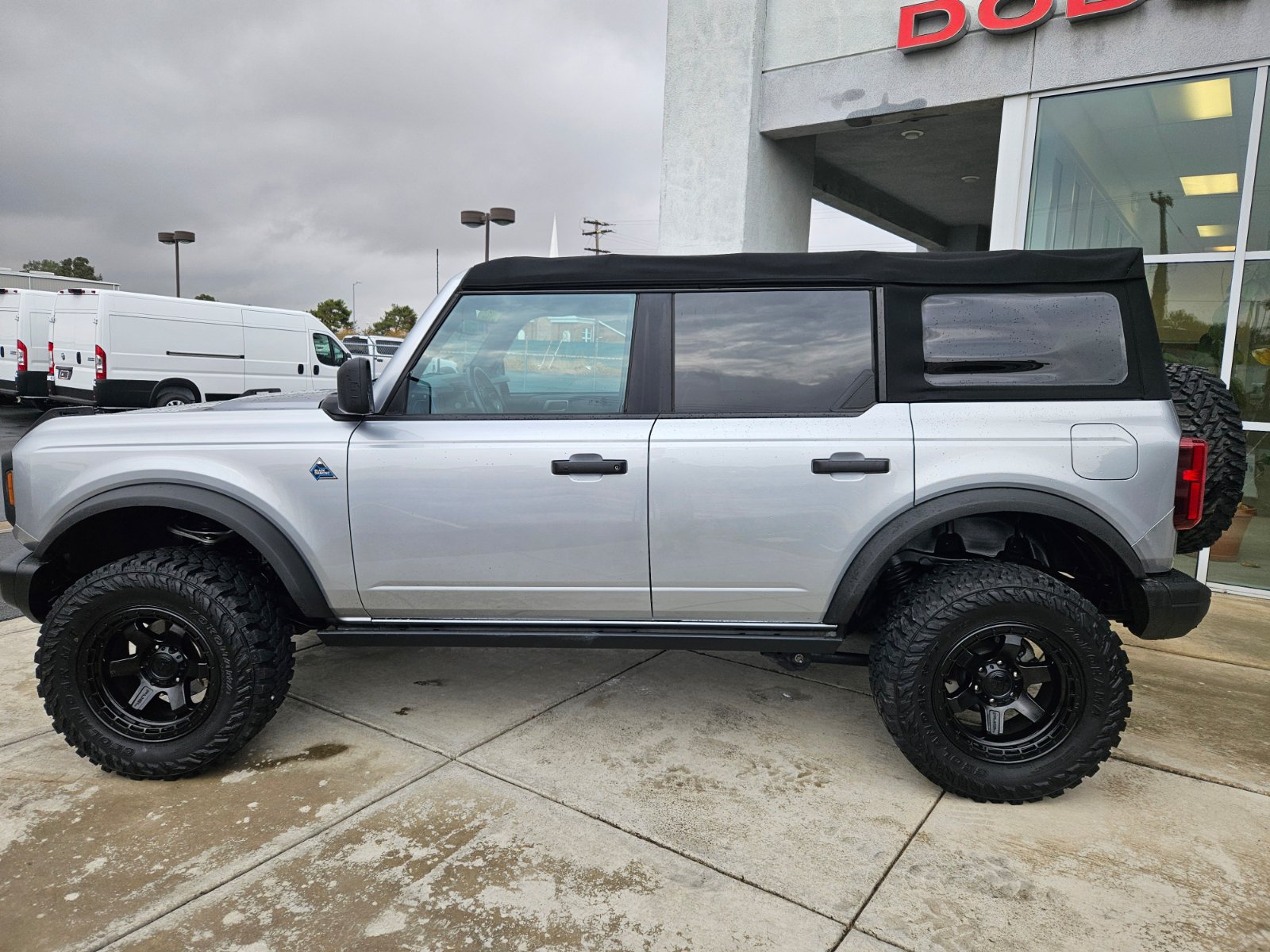 Used 2022 Ford Bronco Black Diamond AWD/4WD image 4