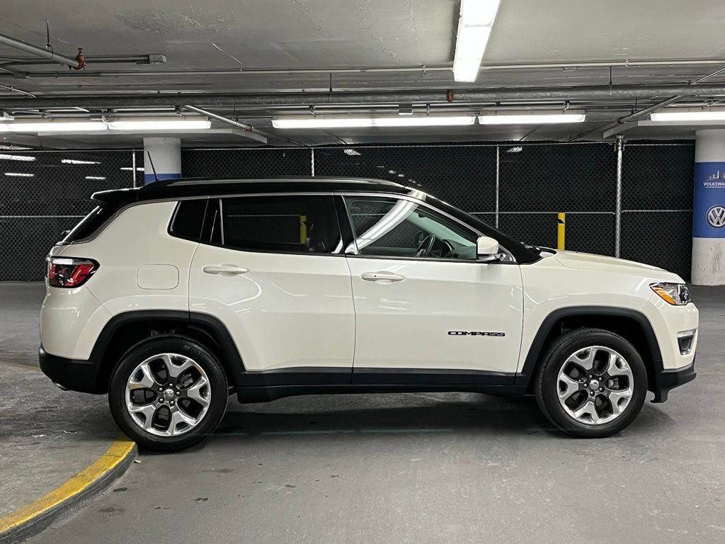 Used 2019 Jeep Compass Limited image 39