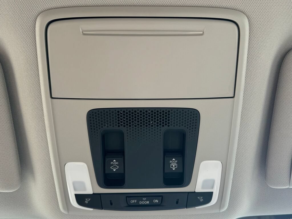 Used 2025 Honda Pilot Touring image 30