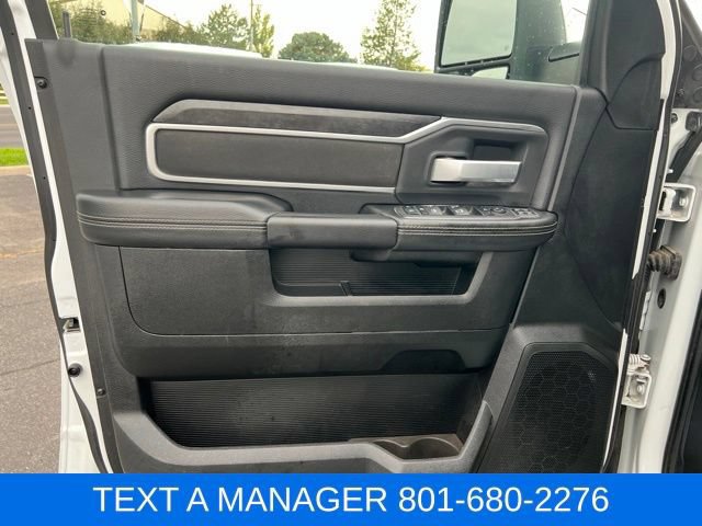 Used 2024 RAM 2500 Big Horn AWD/4WD image 16