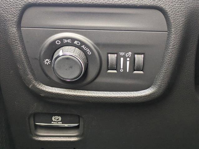 New 2024 Jeep Grand Cherokee L Altitude image 18