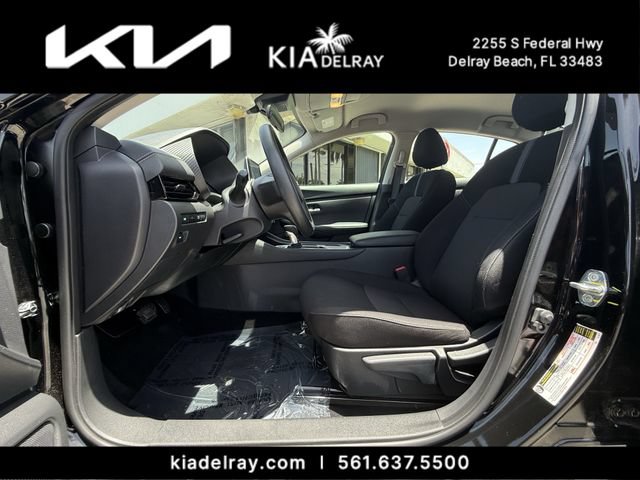 Used 2023 Nissan Sentra SV FWD image 17