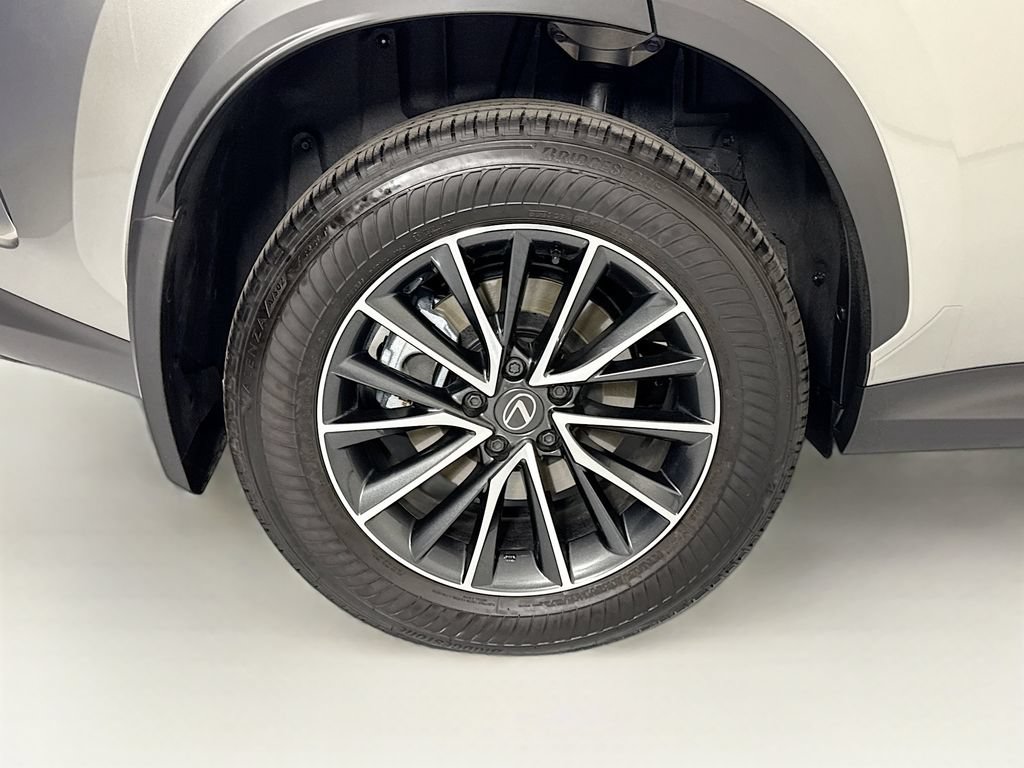 Certified 2026 Lexus NX 450h+ AWD w/ Accessory Package (K3) image 33