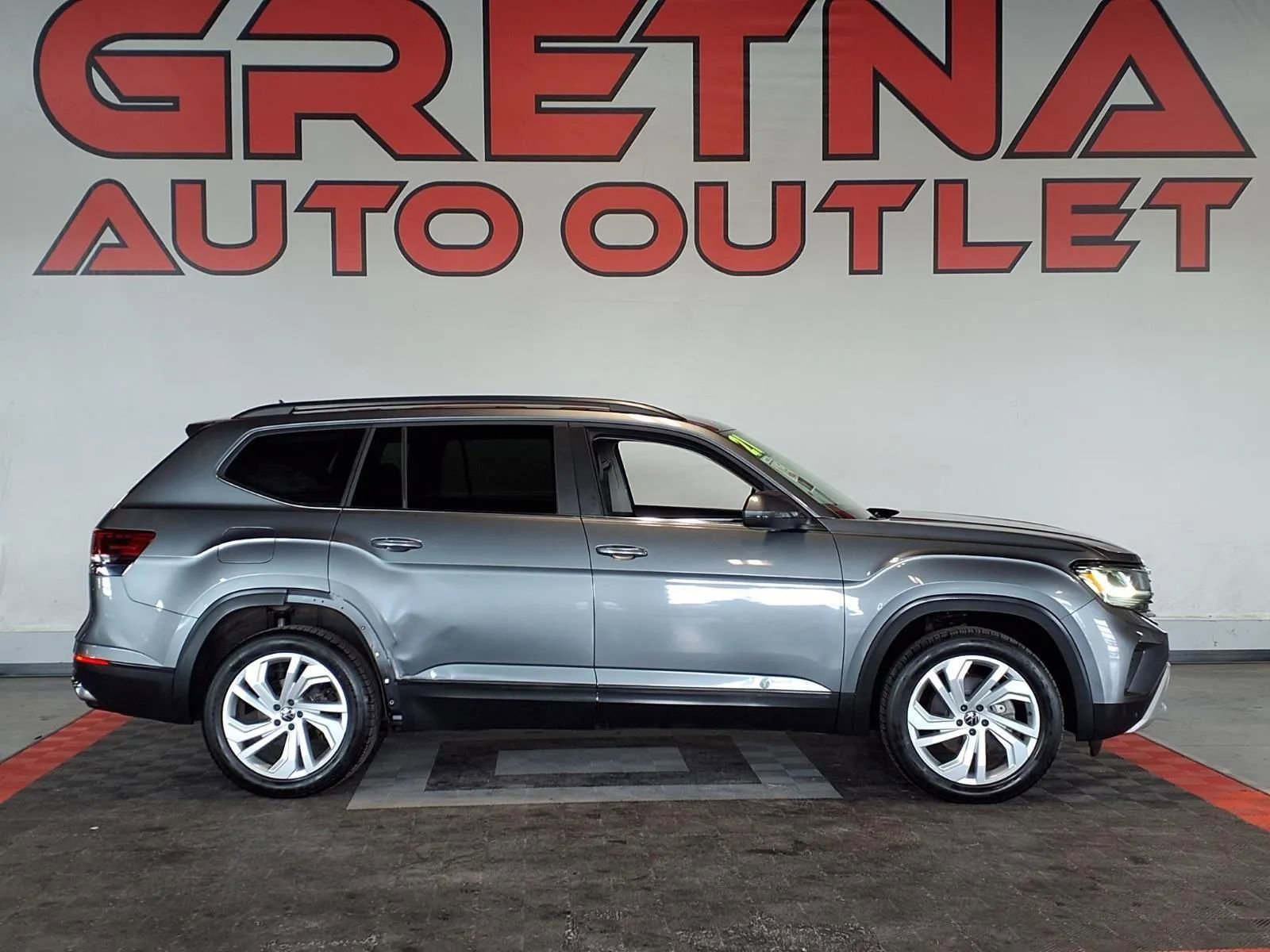 Used 2021 Volkswagen Atlas SE AWD/4WD image 1