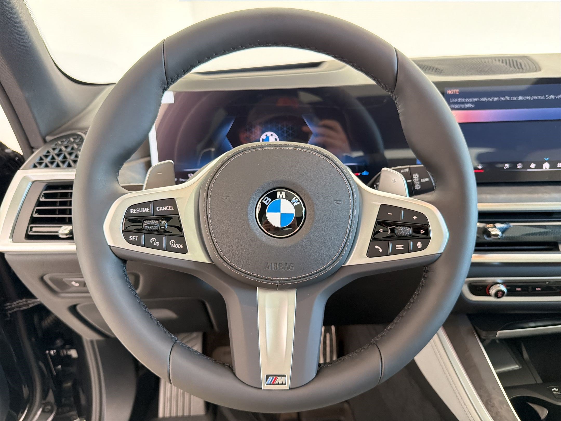 New 2026 BMW X5 xDrive40i w/ M Sport Package AWD/4WD image 18