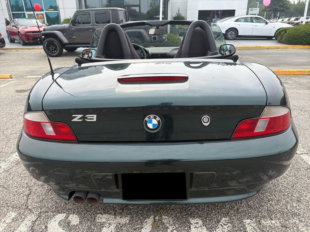 Used 2000 BMW Z3 2.5i RWD image 5
