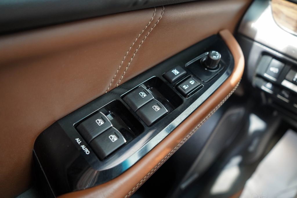 Used 2019 Subaru Outback 2.5i Touring image 25