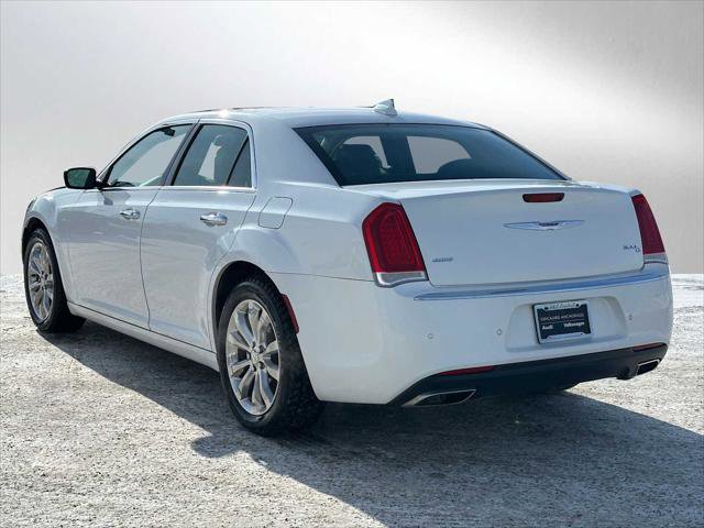 Used 2015 Chrysler 300 C w/ Light Group image 5