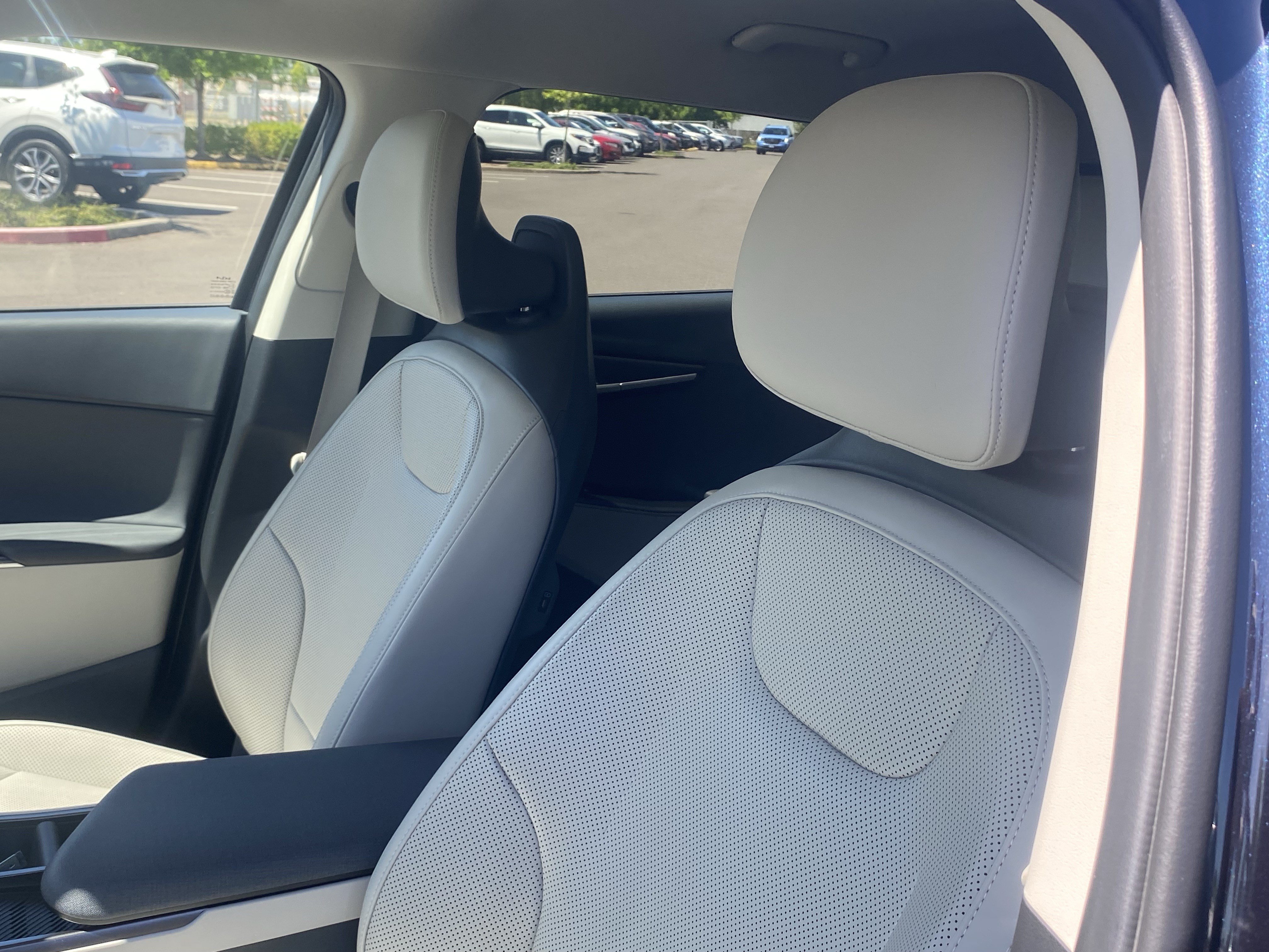 Used 2024 Kia EV6 Wind w/ Wind Technology Package AWD/4WD image 19