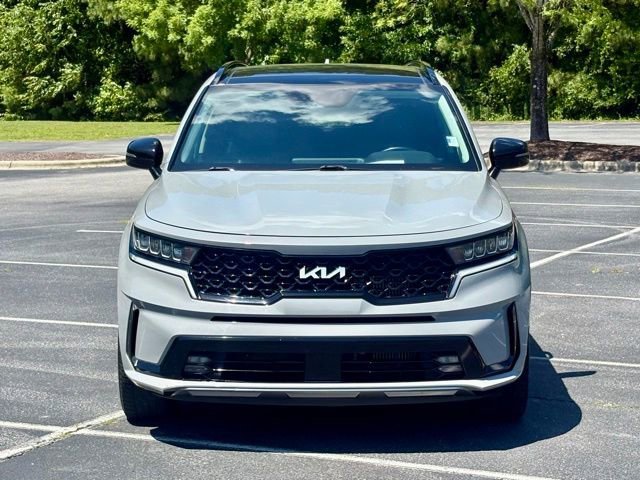 Used 2022 Kia Sorento EX w/ Panoramic Sunroof Package FWD image 12
