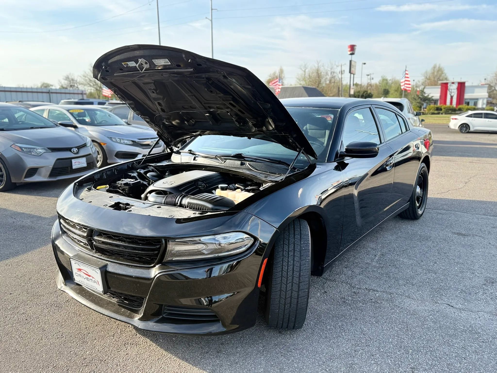 Used 2019 Dodge Charger Police w/ Street Appearance Group RWD image 10