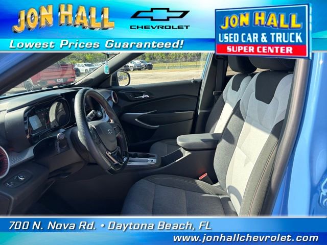 Certified 2024 Chevrolet Trax RS w/ Driver Confidence Package image 19