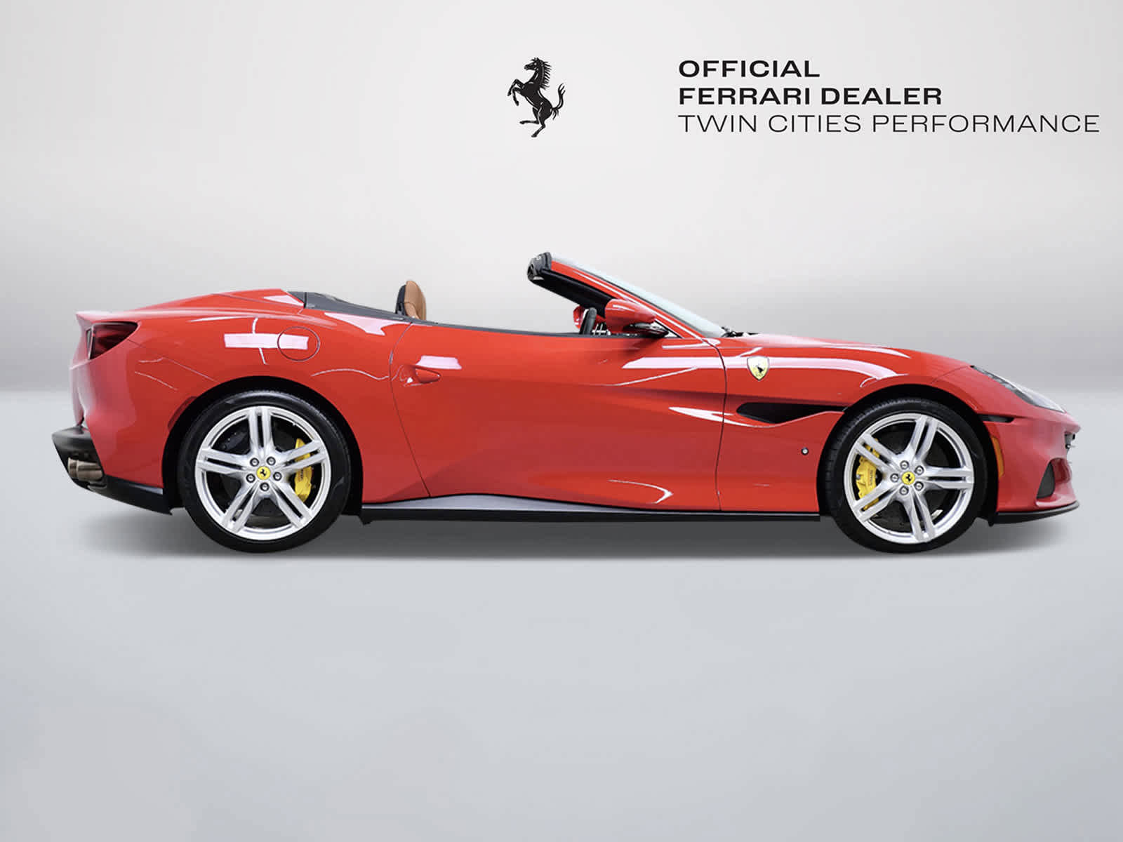 Certified 2022 Ferrari Portofino M image 9