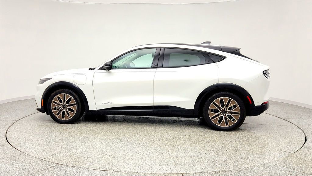 Used 2024 Ford Mustang Mach-E Premium image 8