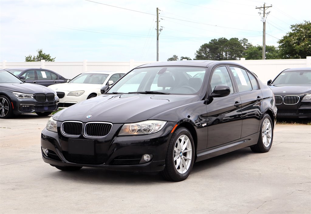 Used 2011 BMW 328i Sedan RWD image 3