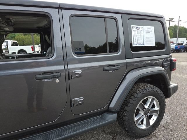 Used 2020 Jeep Wrangler Unlimited Sahara w/ Dual Top Group AWD/4WD image 34