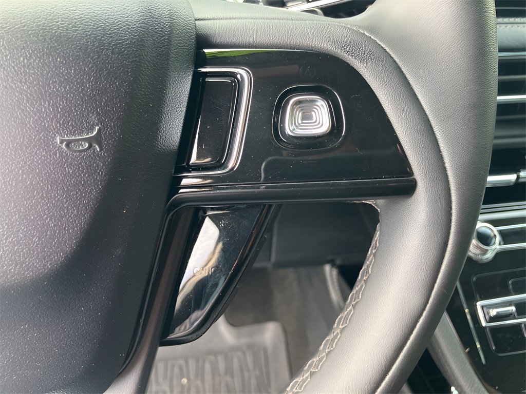 Used 2022 Lincoln Corsair AWD w/ Equipment Group 101A image 16