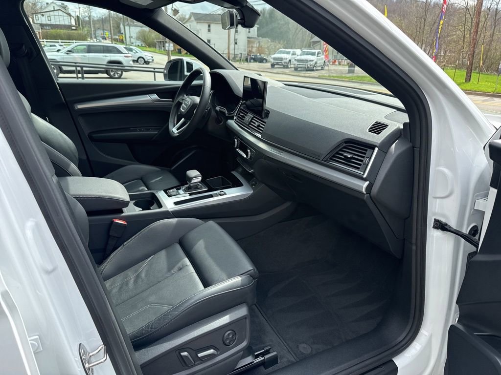 Used 2025 Audi Q5 2.0T Premium image 26