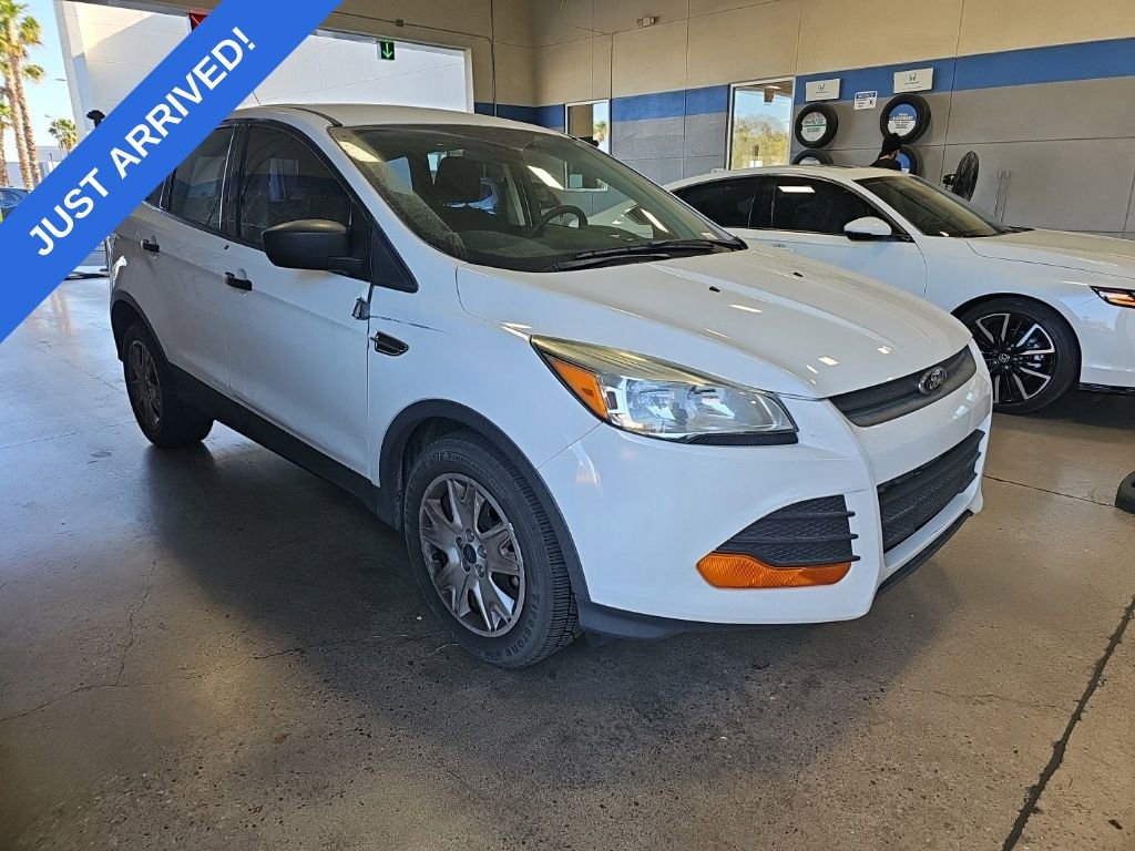Used 2016 Ford Escape S FWD image 2