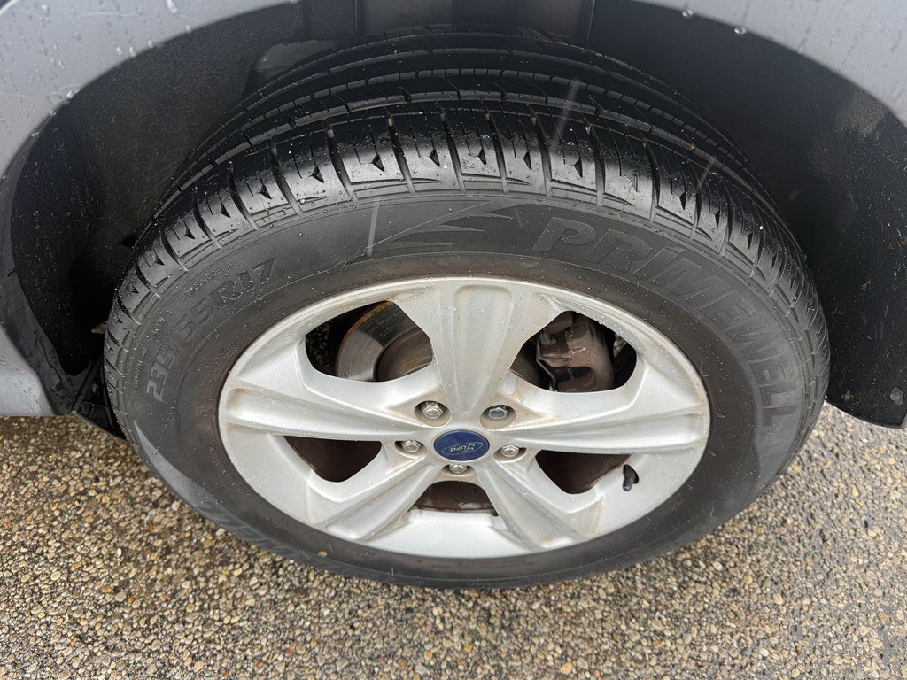 Used 2016 Ford Escape SE AWD/4WD image 9