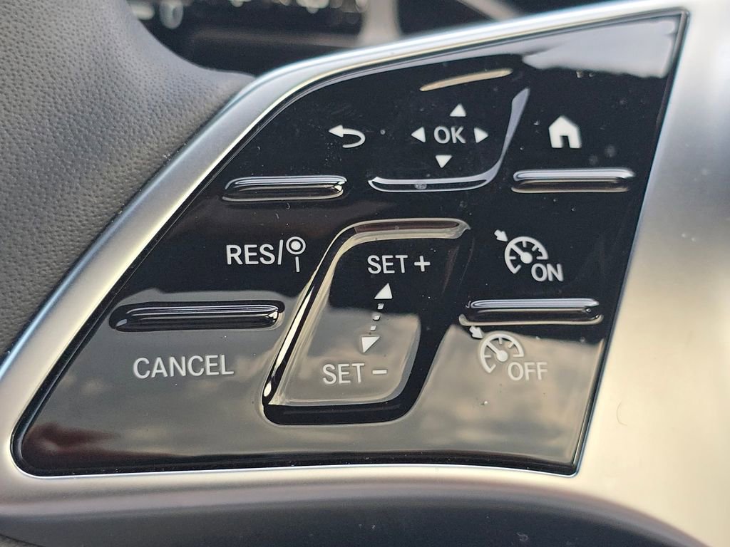 Certified 2026 Mercedes-Benz GLC 300 4MATIC image 36