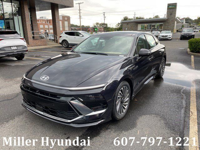 New 2025 Hyundai Sonata Limited