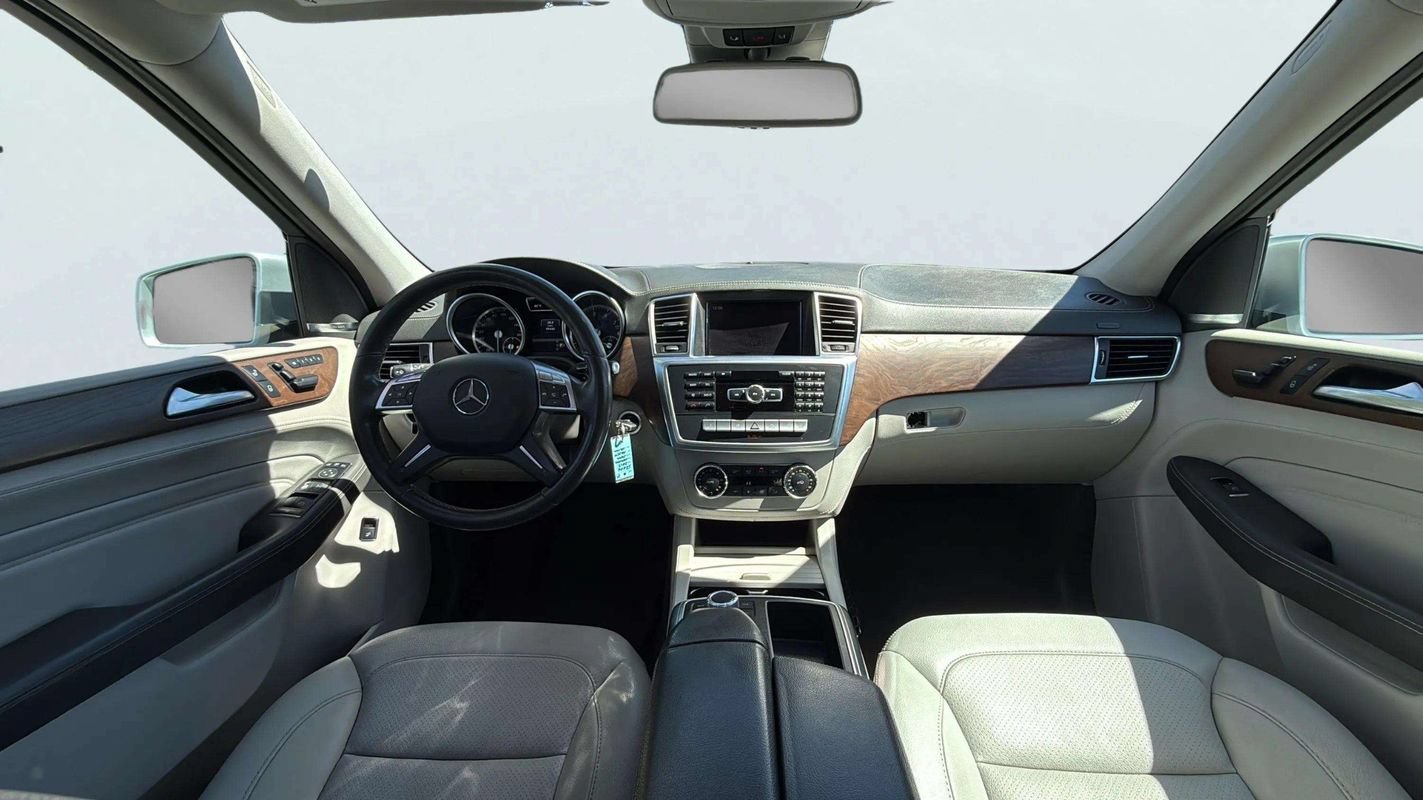 Used 2013 Mercedes-Benz ML 550 4MATIC image 9