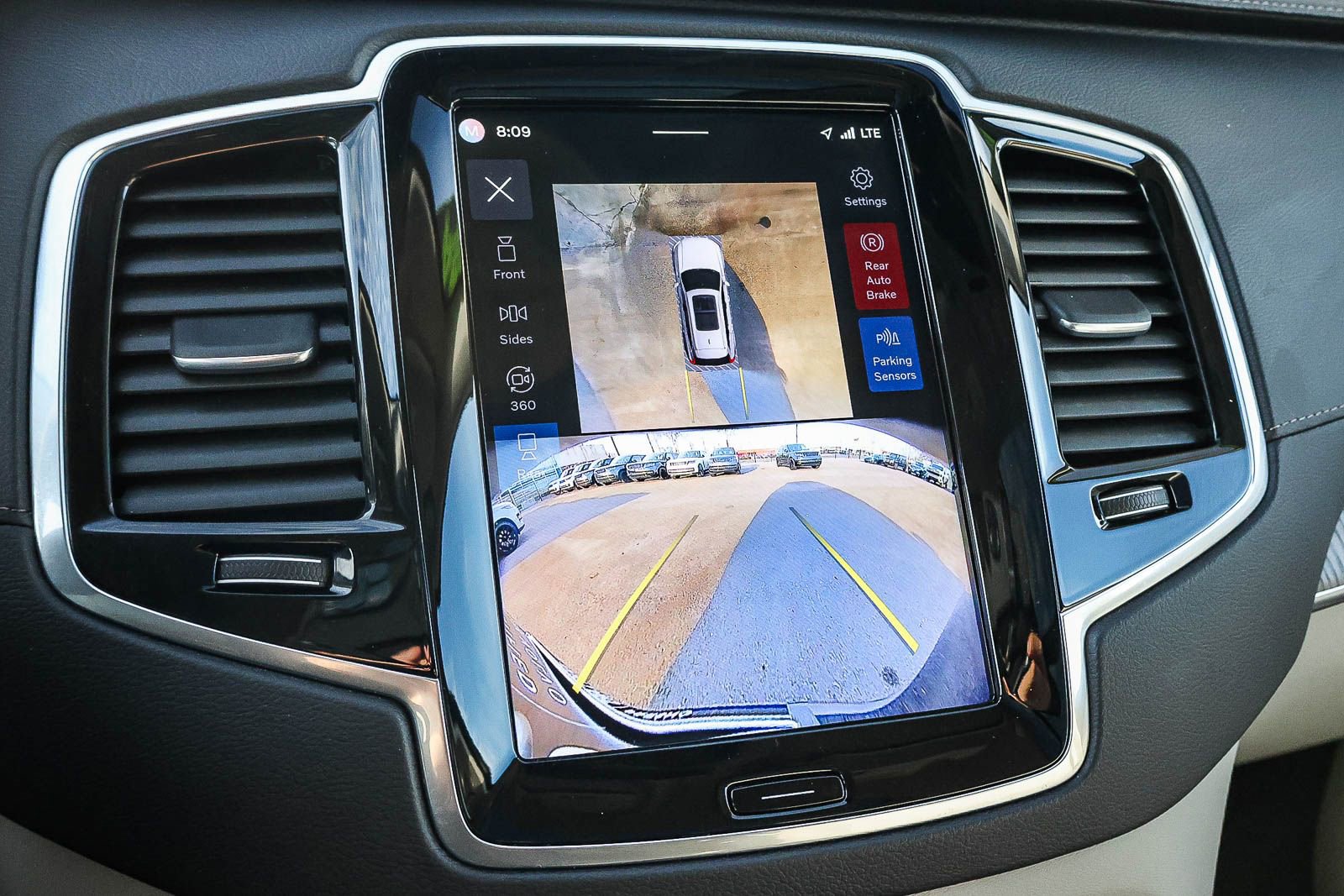 Used 2024 Volvo XC90 T8 Ultimate w/ Protection Package Premier image 37