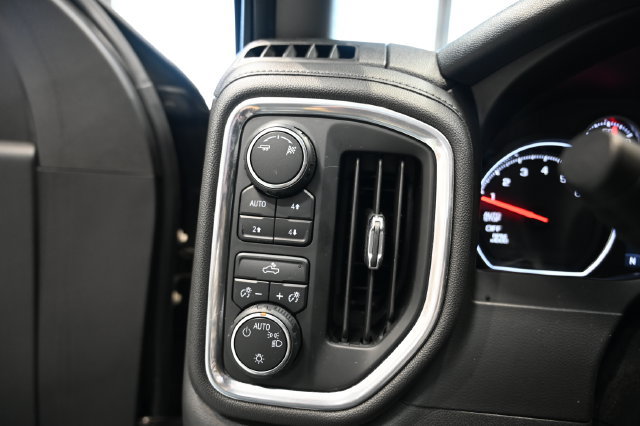 Used 2019 Chevrolet Silverado 1500 LT w/ All-Star Edition AWD/4WD image 23