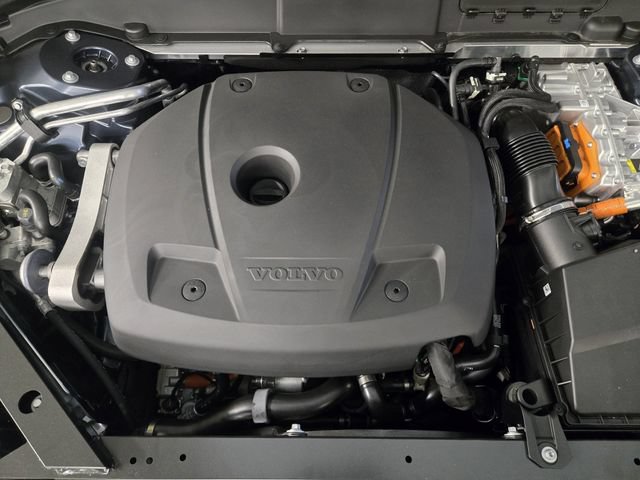 New 2026 Volvo XC60 T8 Ultra w/ Climate Package PRO AWD/4WD image 30