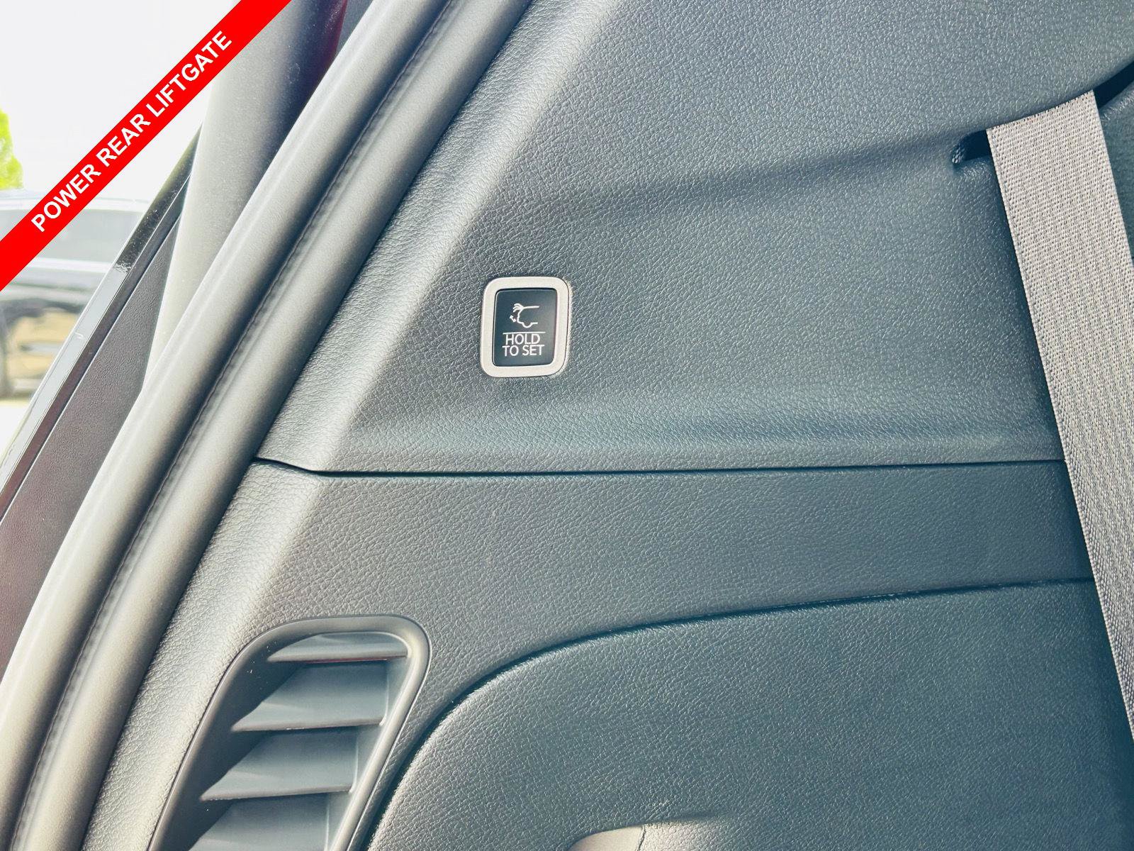 New 2027 Chrysler Pacifica Select FWD image 11