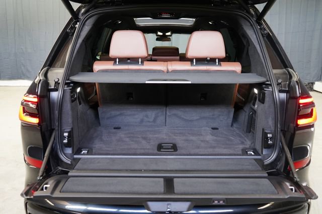 Used 2024 BMW X7 xDrive40i w/ Executive Package AWD/4WD image 62