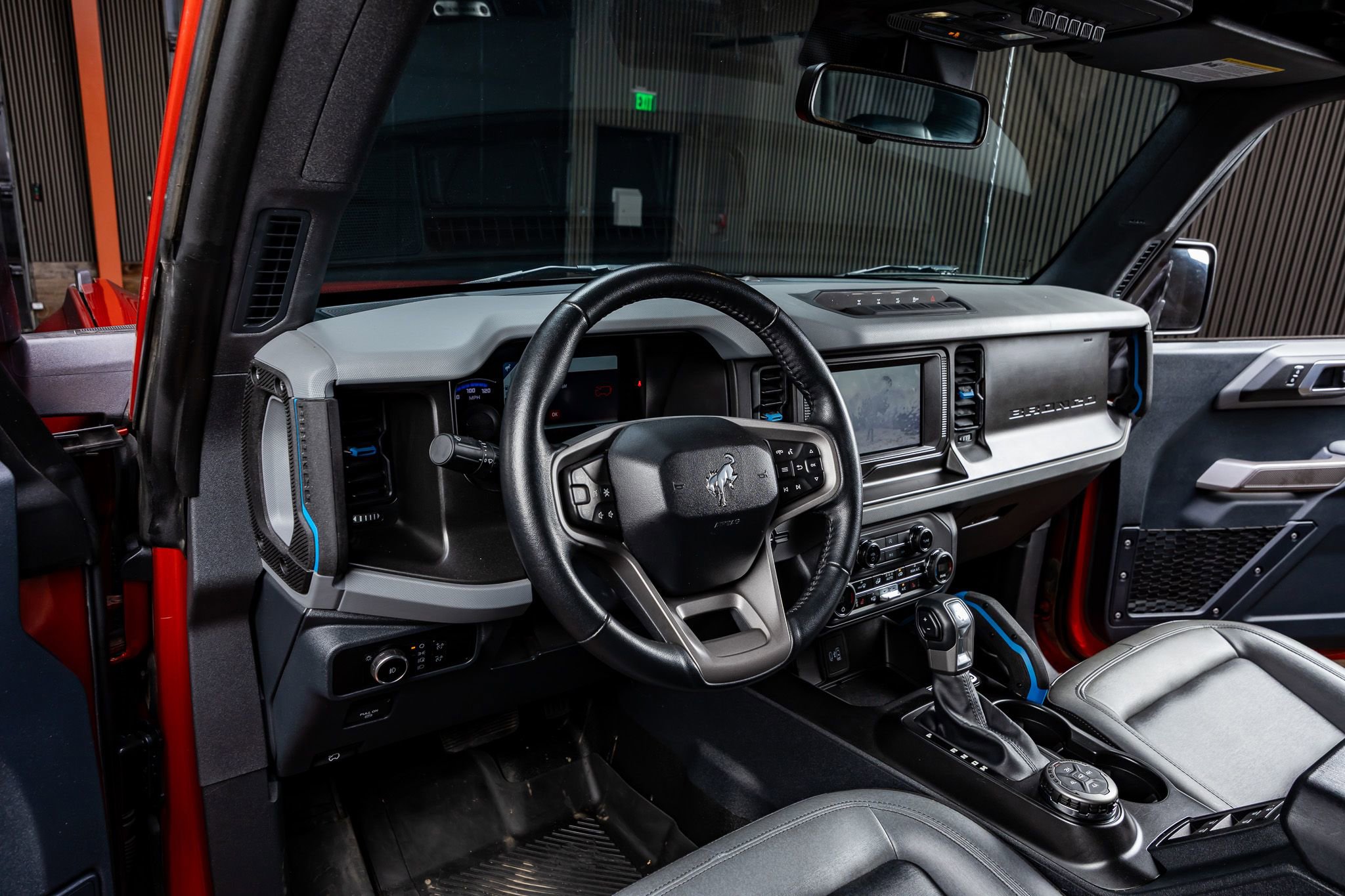 Used 2023 Ford Bronco Black Diamond w/ Sasquatch Package image 22