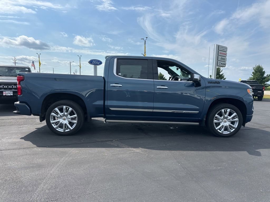 Used 2024 Chevrolet Silverado 1500 High Country image 4