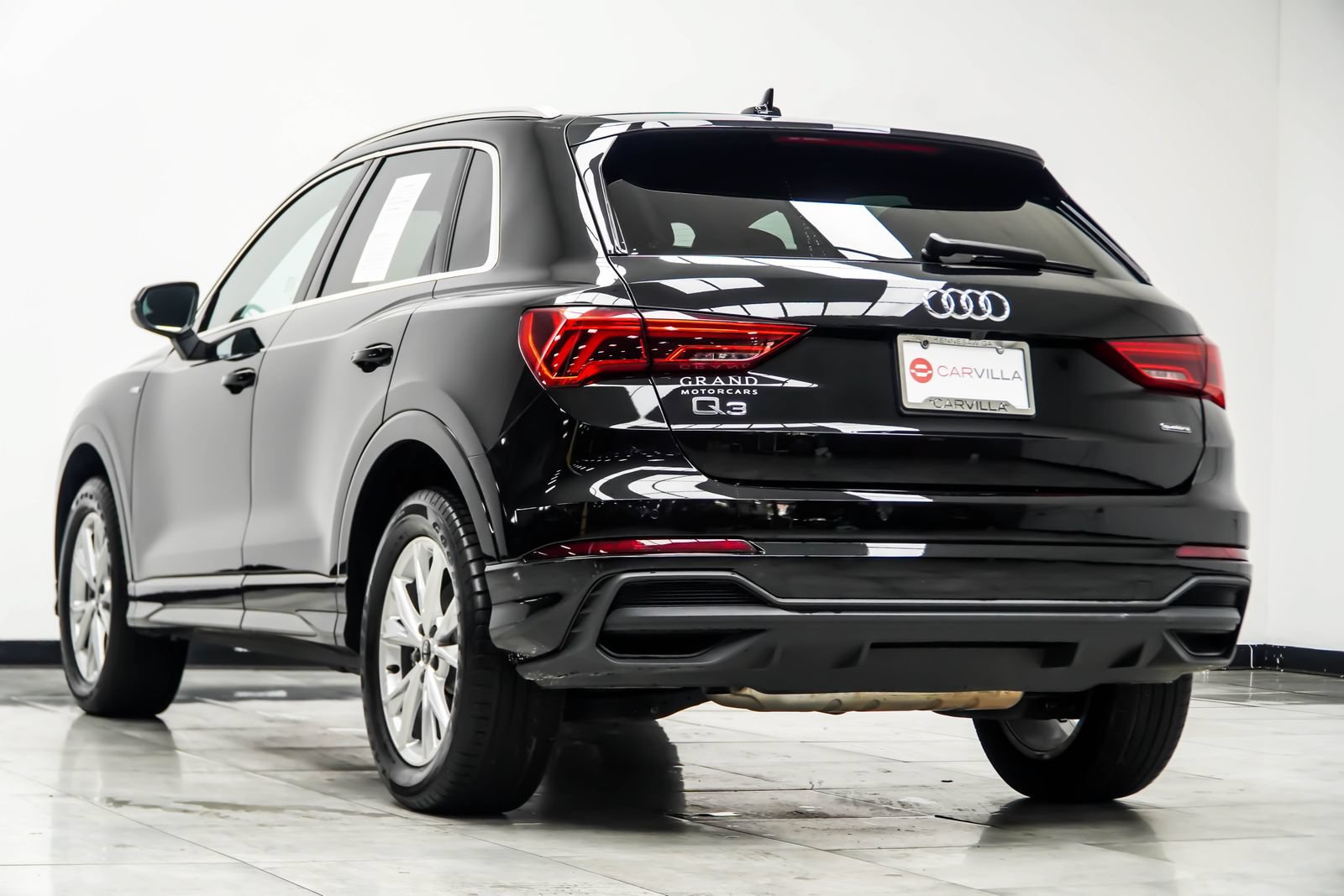 Used 2025 Audi Q3 2.0T Premium AWD/4WD image 12