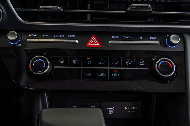 Certified 2025 Hyundai Sonata SE FWD image 17