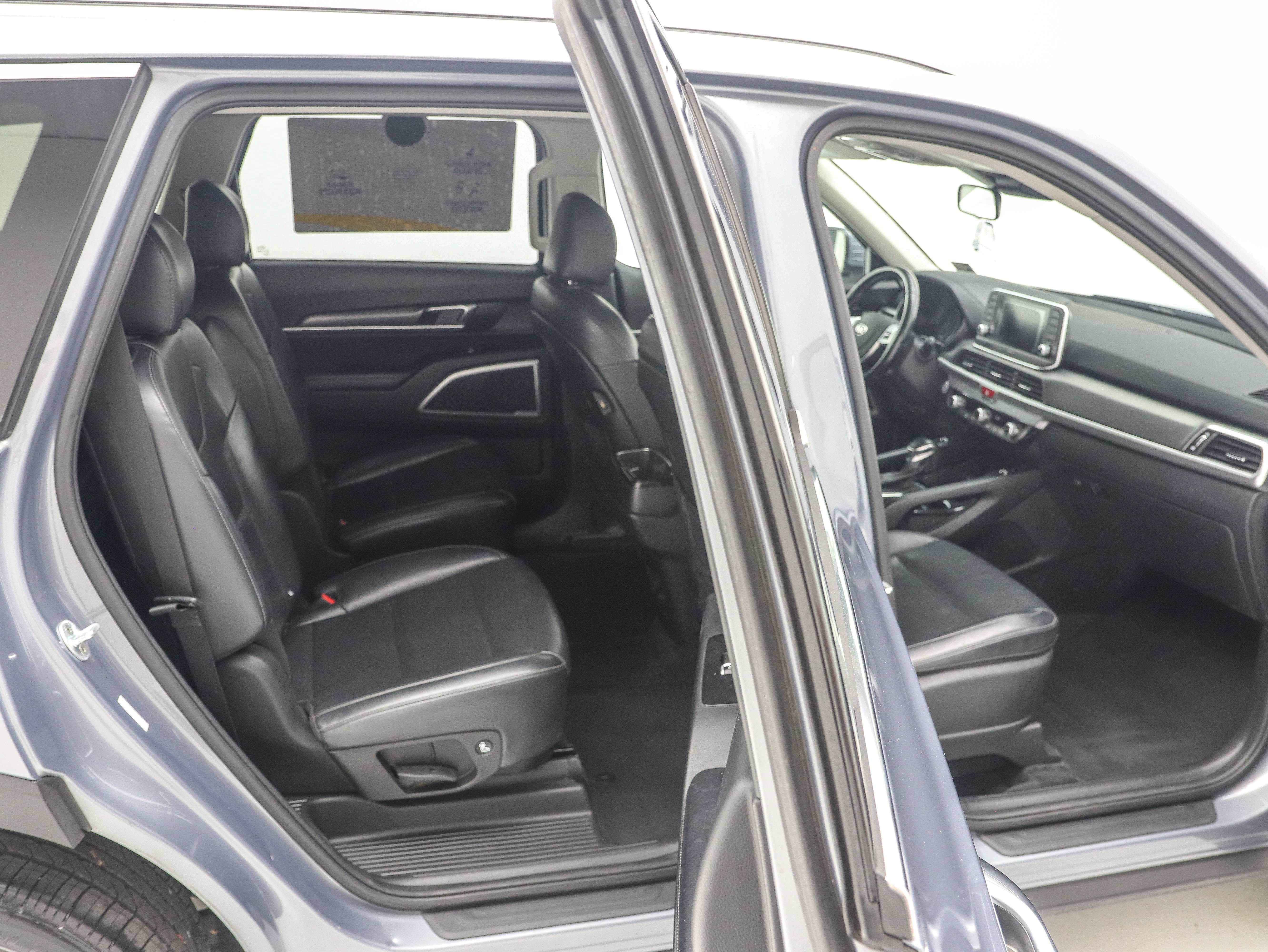 Used 2020 Kia Telluride S AWD/4WD image 14