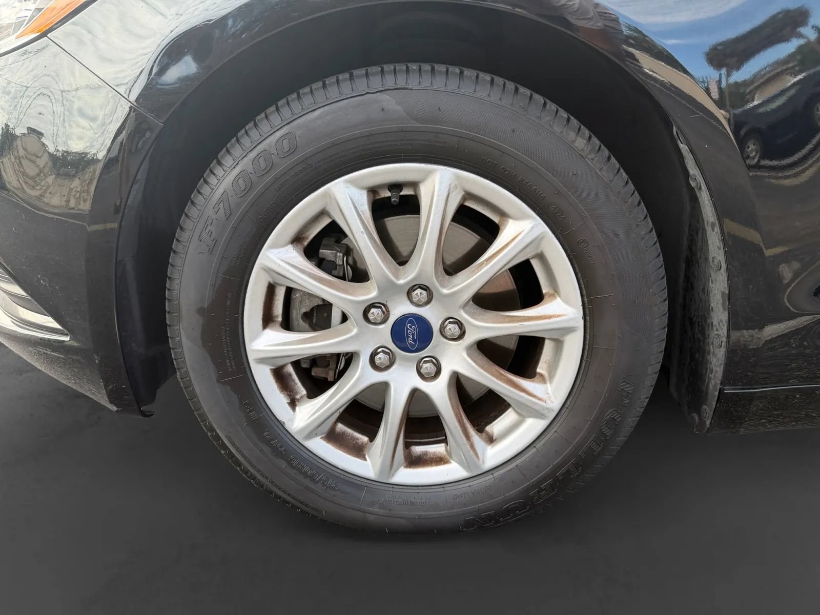 Used 2017 Ford Fusion S FWD image 9